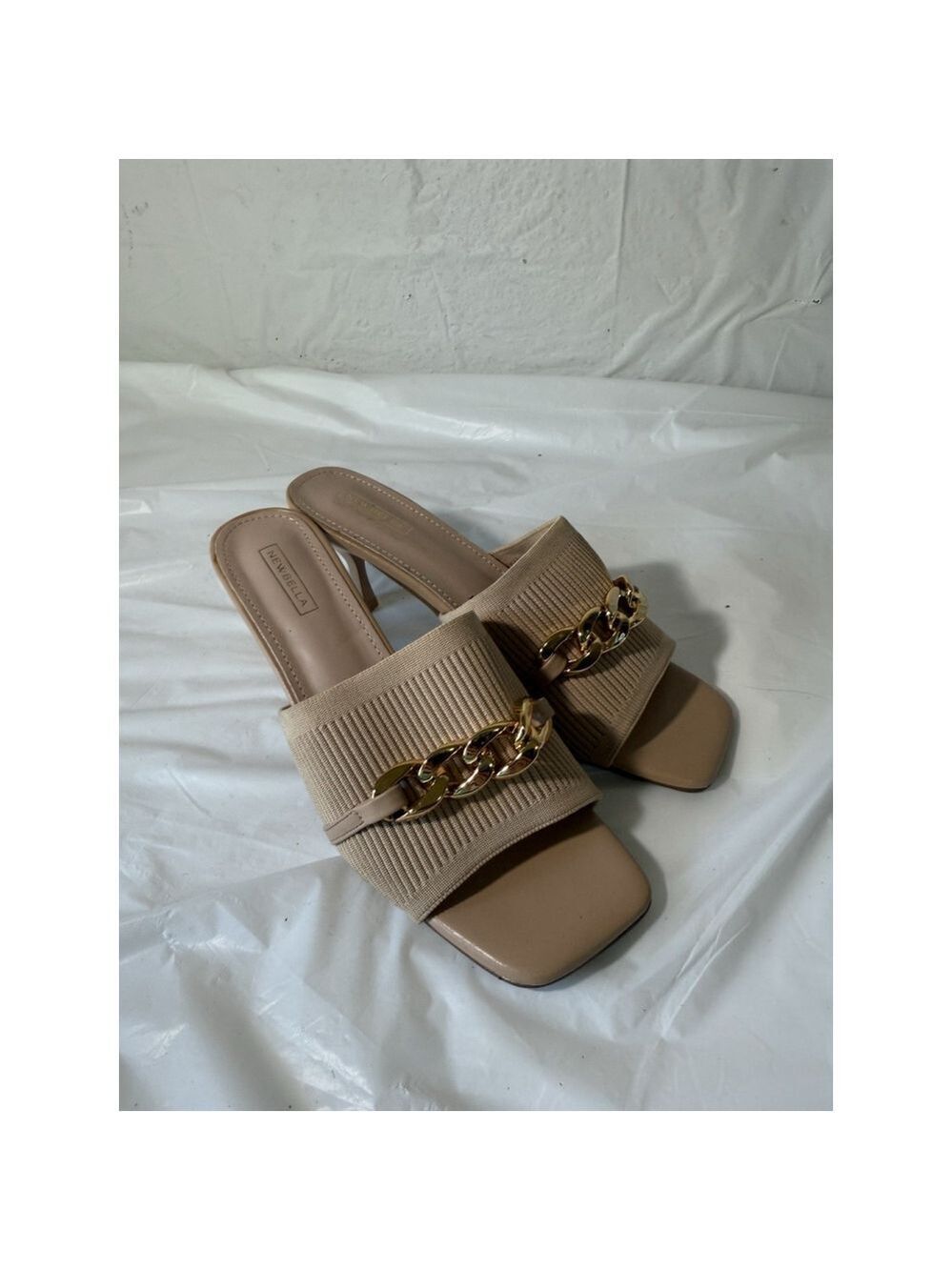 BELLA MOUSSE Square Toe Chain Kitten Heels Sandals SIZE 9 knit